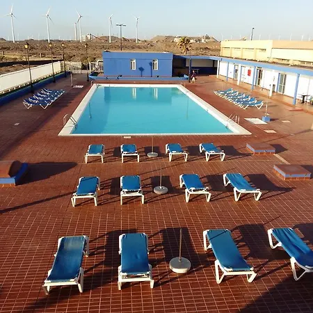 Ciw Hostel *